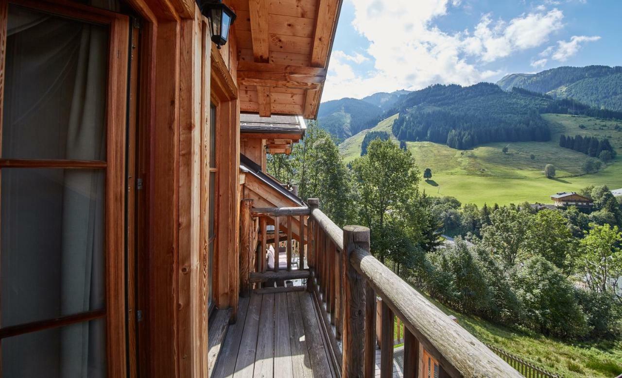 Chalets Blockhaus Saalbach By Holidayflats24 Villa Luaran gambar